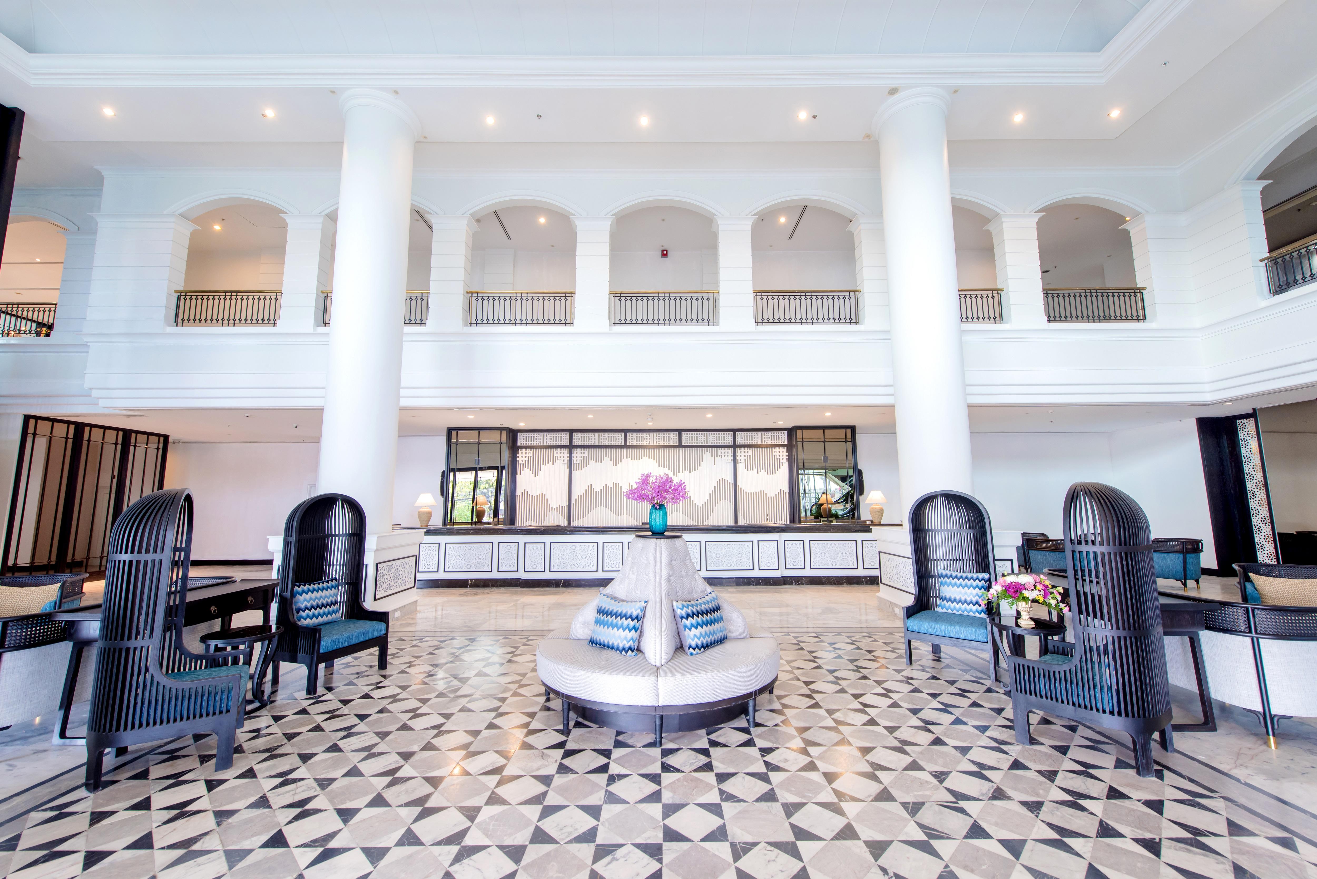 Hotel Courtyard By Marriott Phuket Town Esterno foto