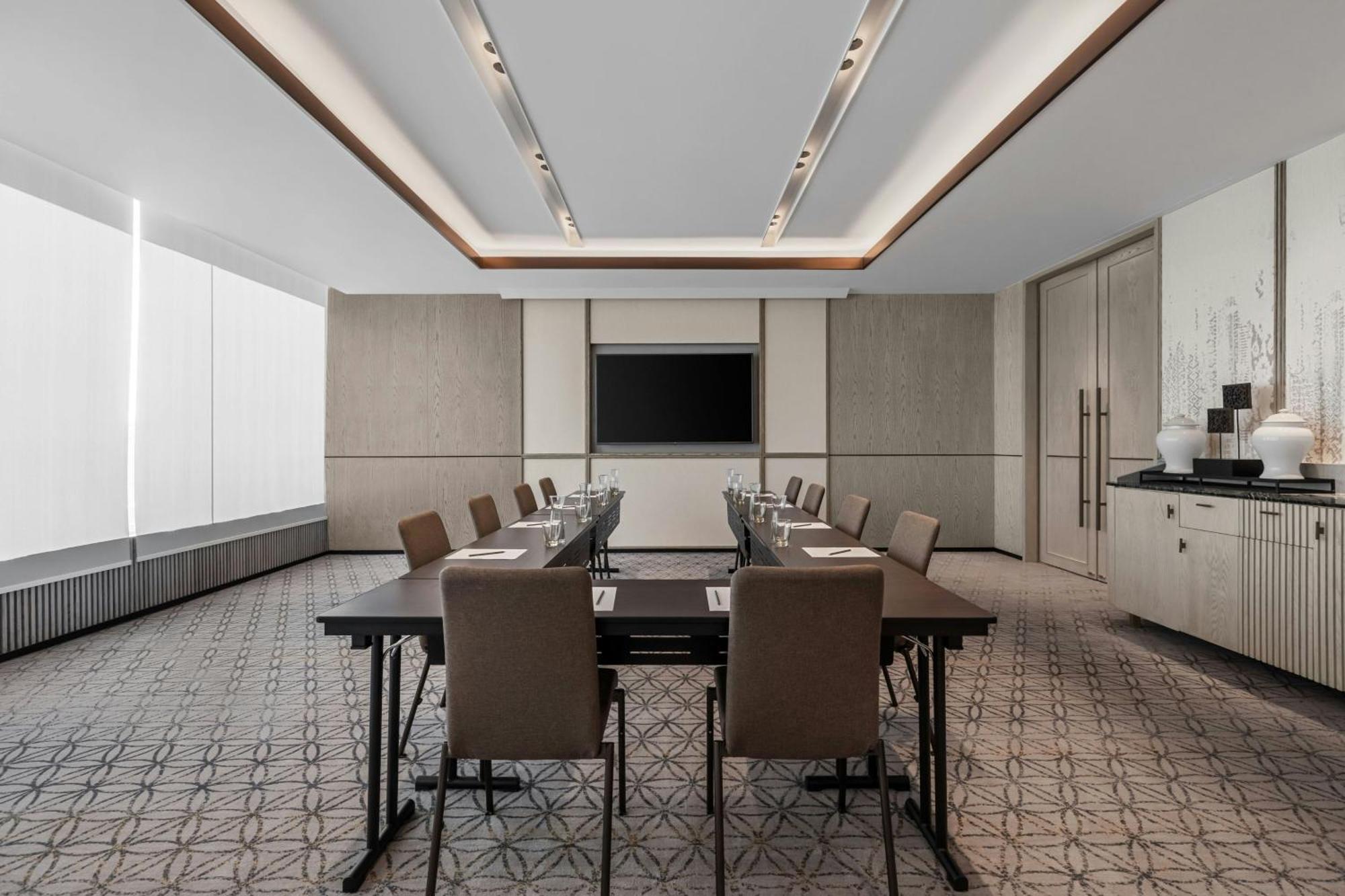 Hotel Courtyard By Marriott Phuket Town Esterno foto